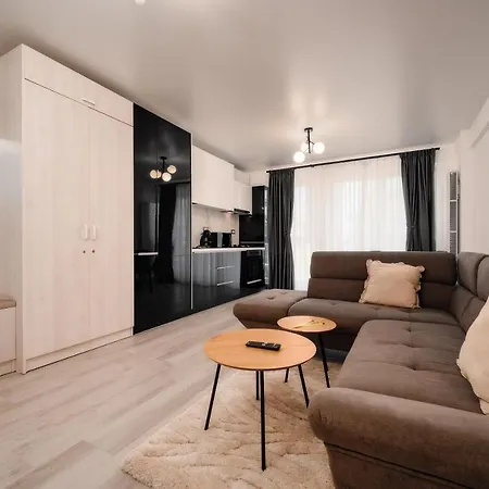 Alma 163 - Pool By N10