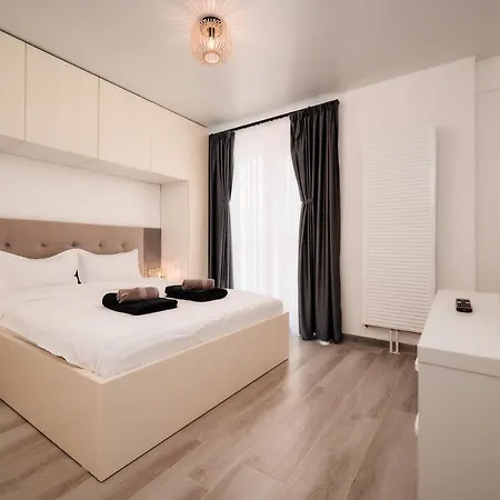 Alma 163 - Pool By N10 Apartment Navodari