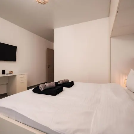 Alma 163 - Pool By N10 Năvodari