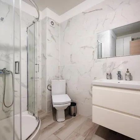 Alma 163 - Pool By N10