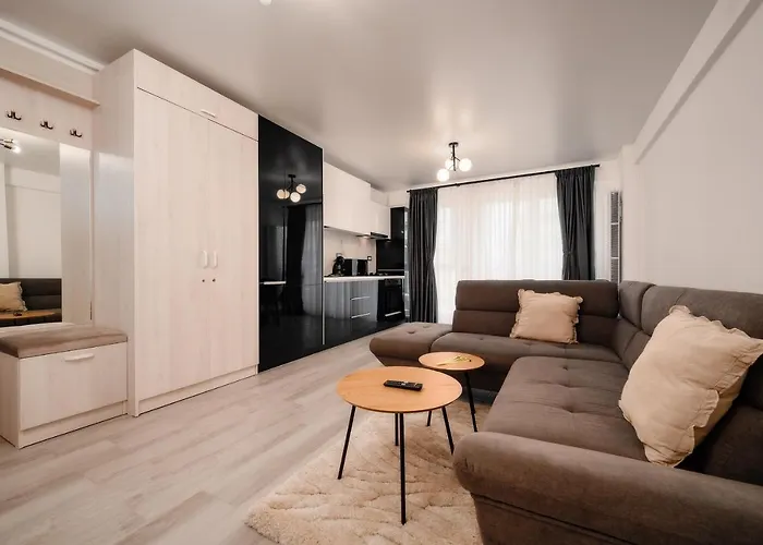 Alma 163 - Pool By N10